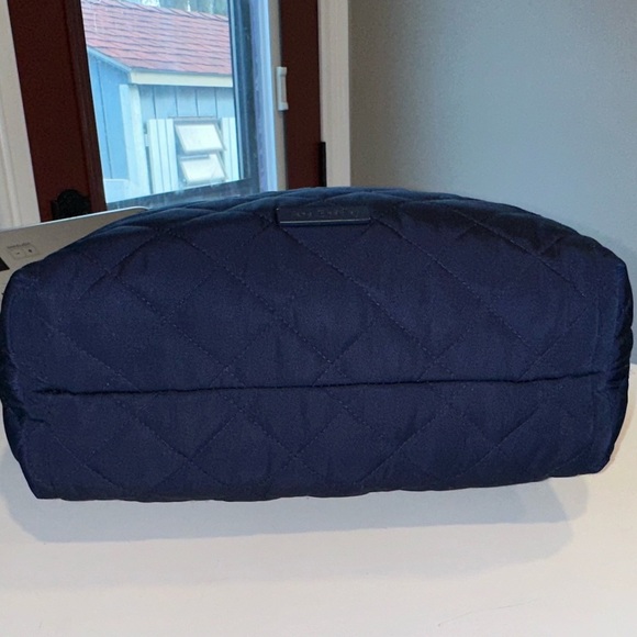 Vera Bradley Classic Navy Small Zippered Tote in Performance Twill - Picture 8 of 9